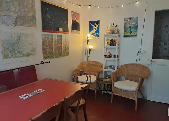 Homestay A Cote Du *