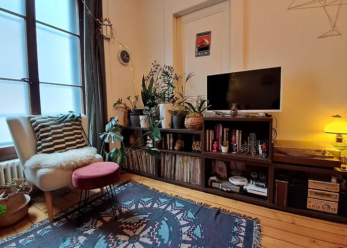 Homestay A Cote Du *