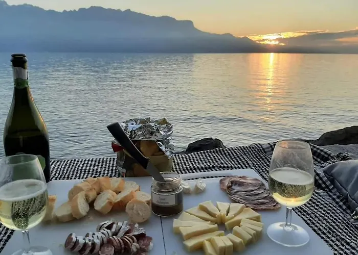 A Cote Du בית אירוח *